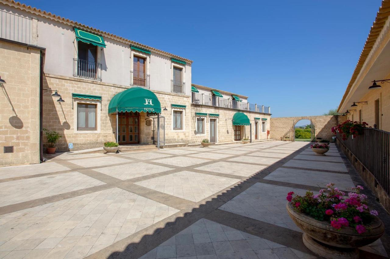 Hotel Il Podere 4*